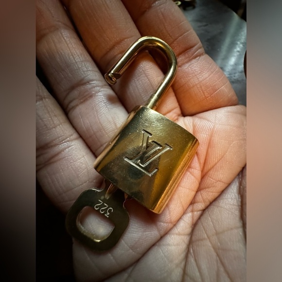 Louis vuitton brass lockset #322 - Picture 7 of 8